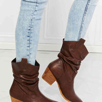 MMShoes Better in Texas Scrunch Cowboy Boots in Brown